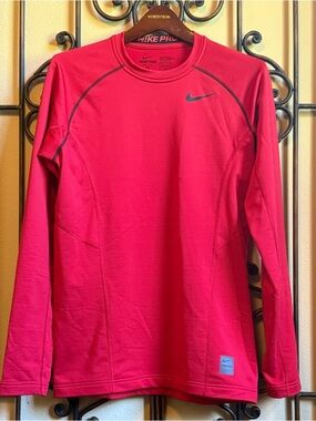 EUC Nike Pro Combat Long Sleeve Mens Medium